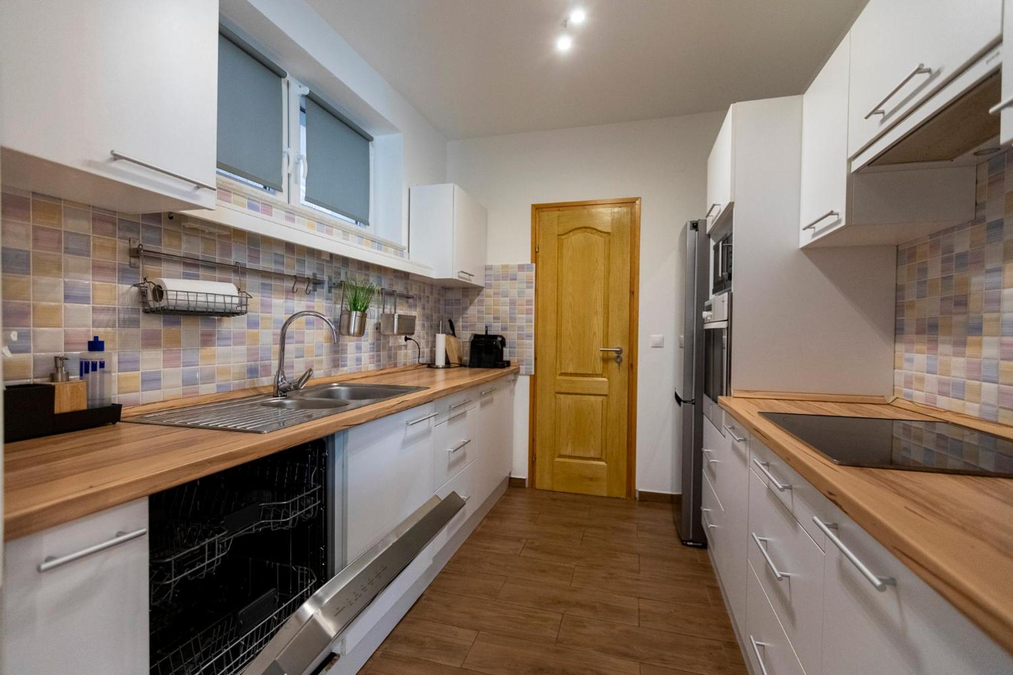 Park Apartment *