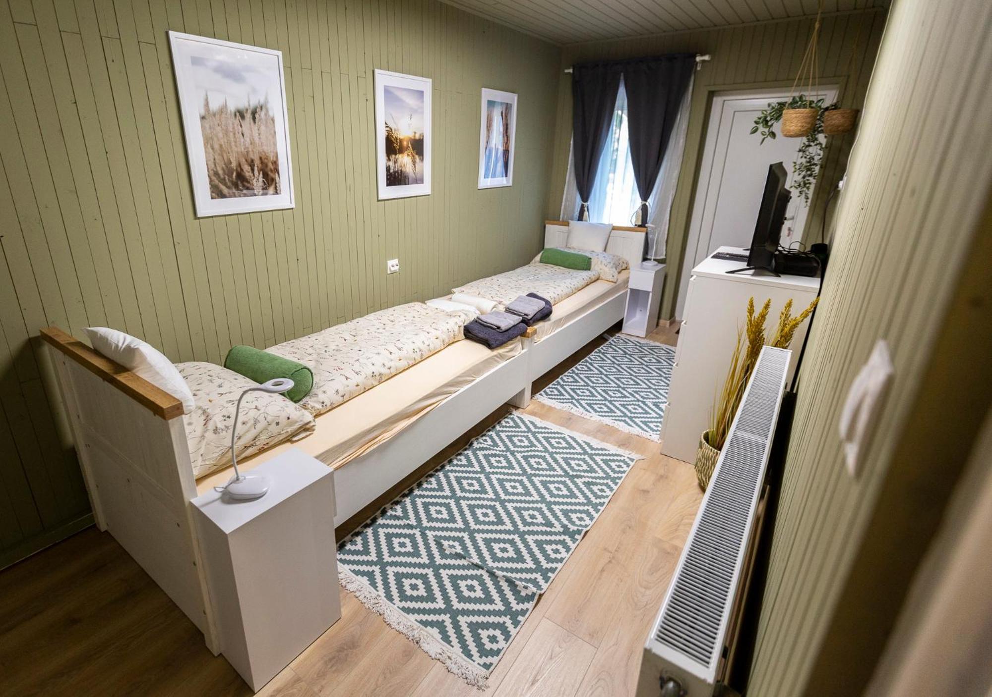 Park Apartment *