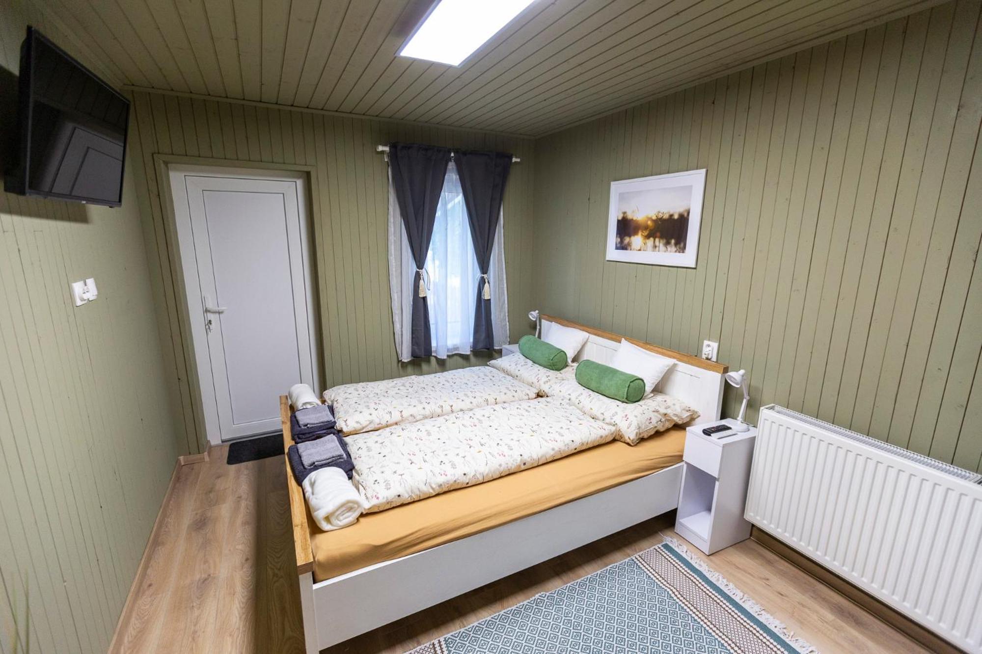 Apartment Park *